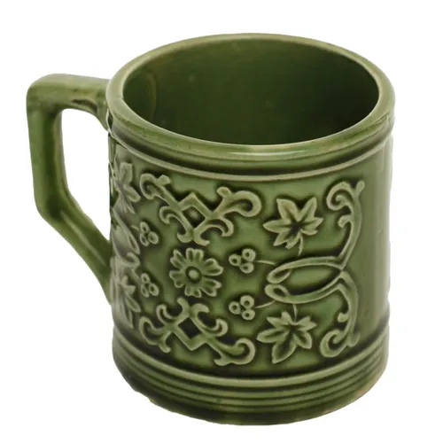 Raised Celtic Green Mug