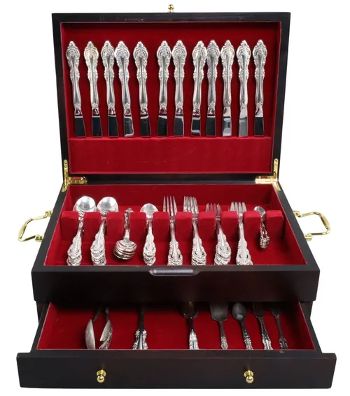 Ornate Silverware 12pc Setting With Box