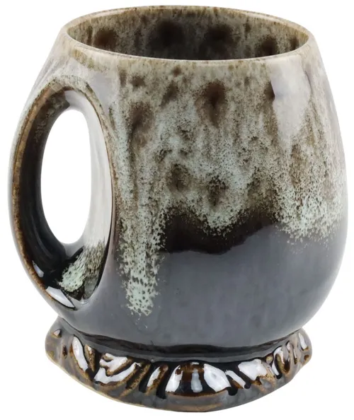 Pottery Mug With Mountain Glaze