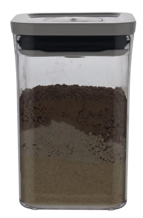 Clear Pop Top Low Profile Storage Container With White Lid With Cake Mix
