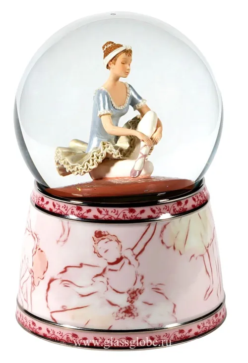 Ballerina Snowglobe