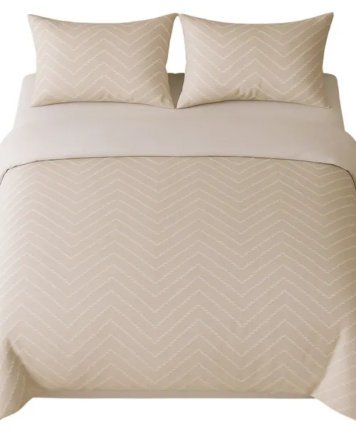 Dusty Rose Duvet Cover With White Wispy Zig Zags & Two Pillow Cases - Queen 