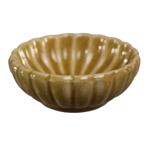 Flaxen Yellow Rolled Scallop Pinch Bowl