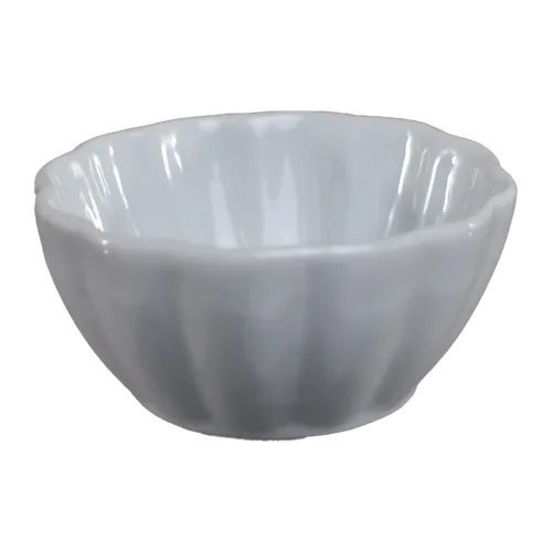 White Scalloped Ceramic Pinch Bowl