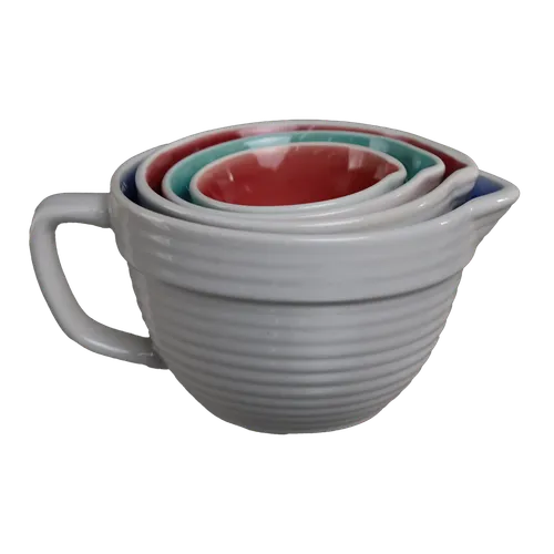 White & Pastel Handled 4 Piece Measuring Cup Set