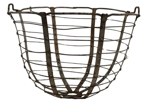 Primitive Wire Basket 