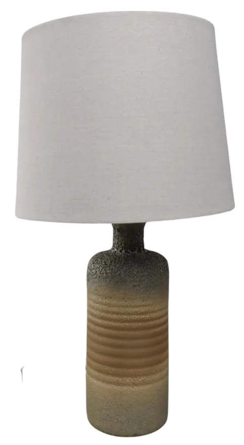 Beige Gradient Pottery Table Lamp With Beige Shade