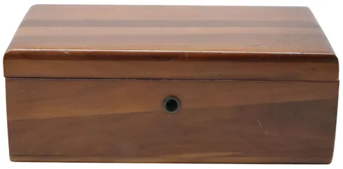 Cedar Wood Box With Keyhole 