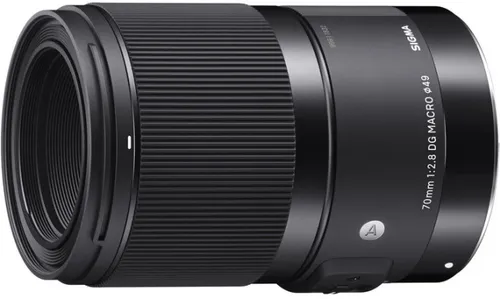 Sigma 70mm f/2.8 DG Macro - L Mount
