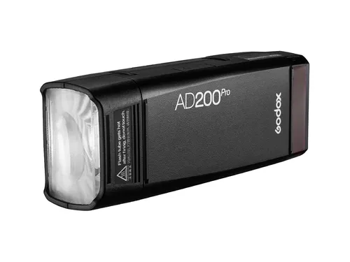 Вспышка аккумуляторная Godox AD200 Pro