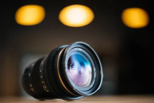 Vintage Tokina 28-70 f2.6-2.8 Canon EF-mount