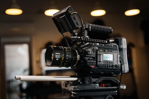 Blackmagic Ursa mini Pro G2 4.6K (Canon EF/Arri PL mount)