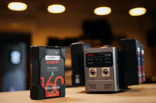 V-mount Accuset SWIT 160Wh