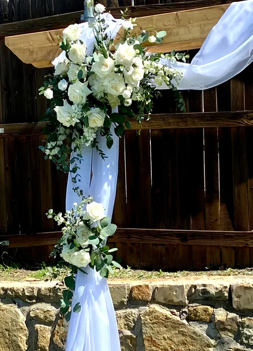 Arch Florals (Fresh/Custom Design/Call for Quote)