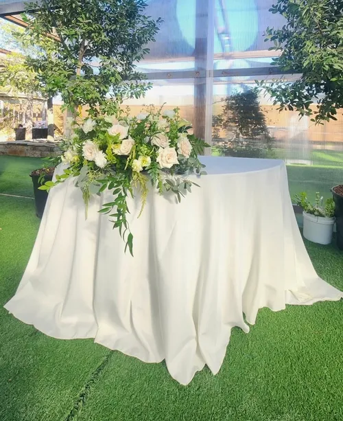Ivory Half Round Table Linen (60