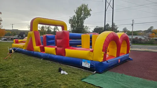 40' Obstacle Course