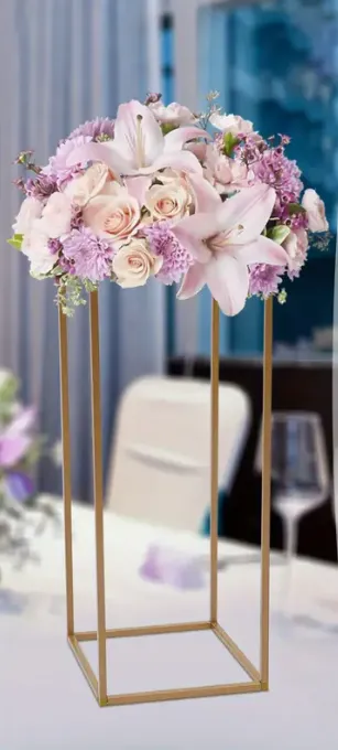 31.5inch Golden Geometric Metal Flower Stand