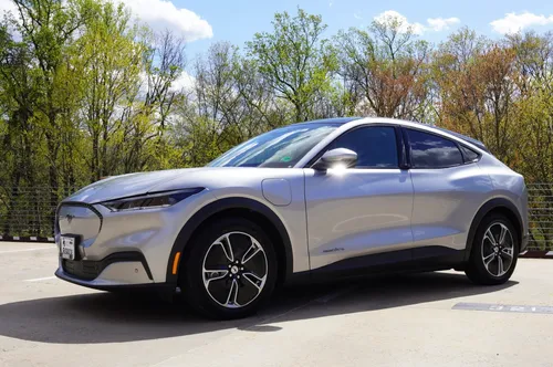 Ford Mustang - Mach-E -02