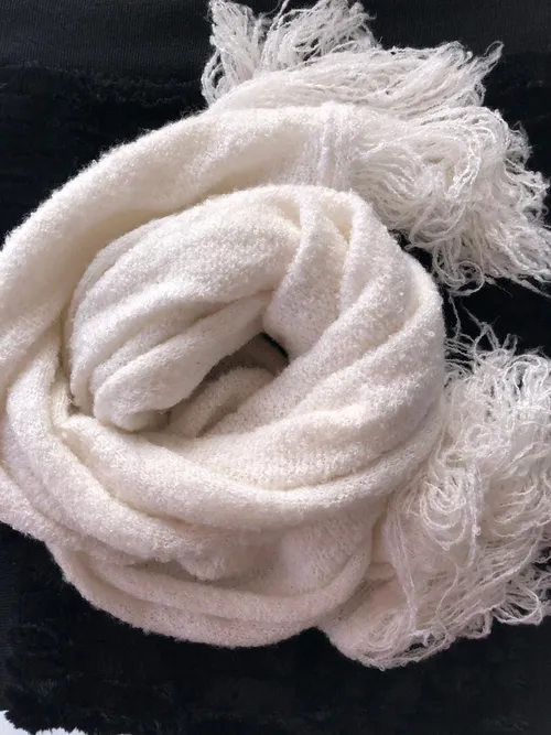 Acessório Bônus - Cachecol Branco