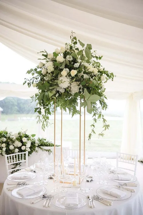 Gold tall centerpiece
