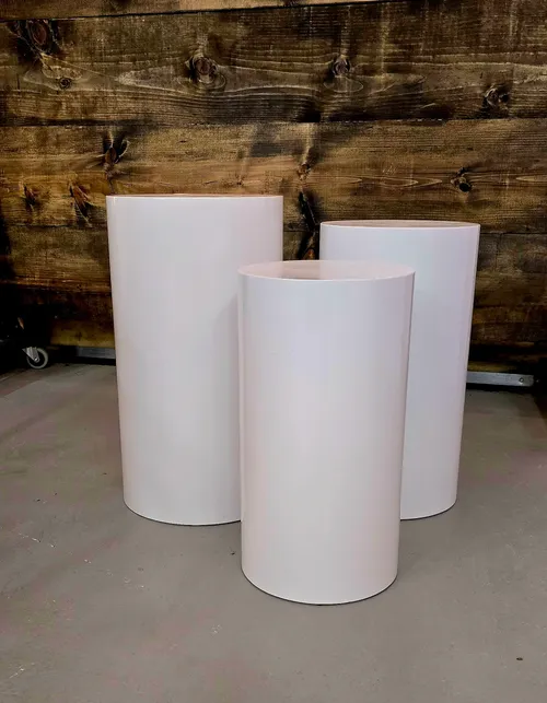 White modern round columns - 3