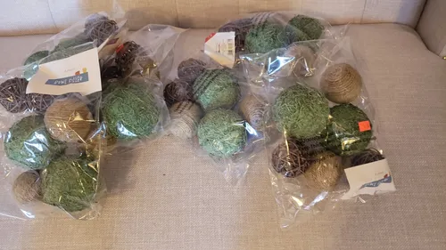 Moss Balls 