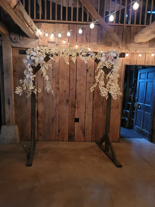 Arch Flowing Flower Pieces *Arch seperate rental