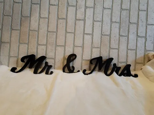 Mr & Mrs Black letters