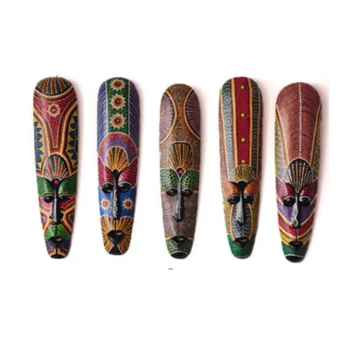 African masks 20 x 10 cm