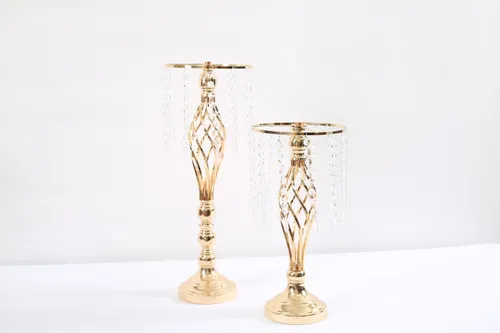 Golden candlestick with pearl decoration 