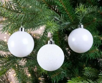 White christmas balls - pack of 50 