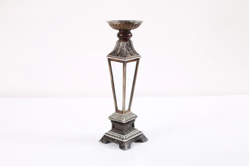 Brown vintage chandelier with mirror