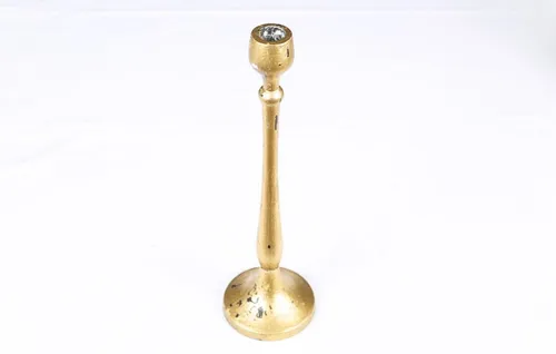 Smooth gold candlestick
