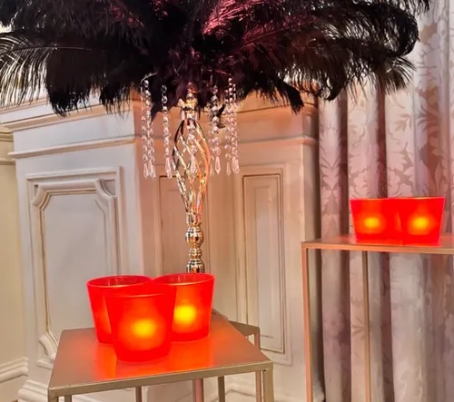 Matte red tealight with lights