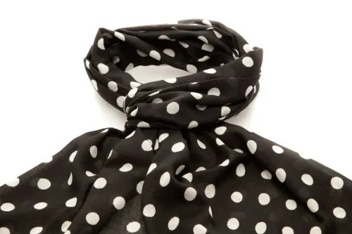 Black and white scarf 