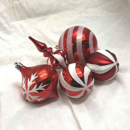 Red & White Christmas Elements Assorted 