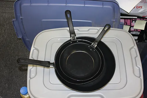 Black Pots/Frying Pan