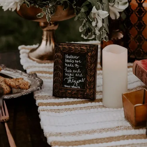 Bronze Horse Shoe Frame 2