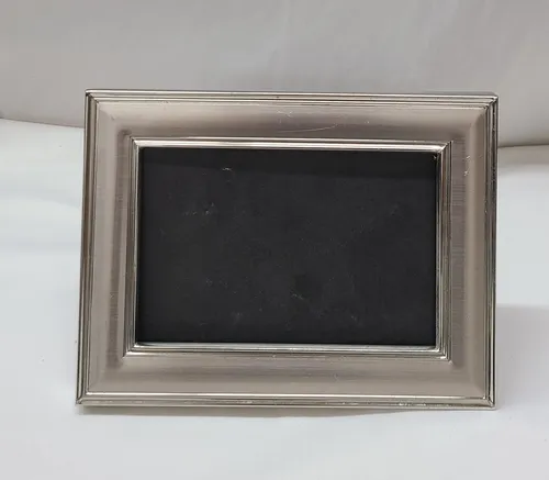 Curved Silver Frame 4