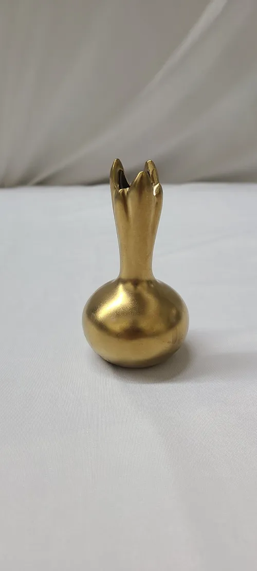 Tiny gold Bud Vases