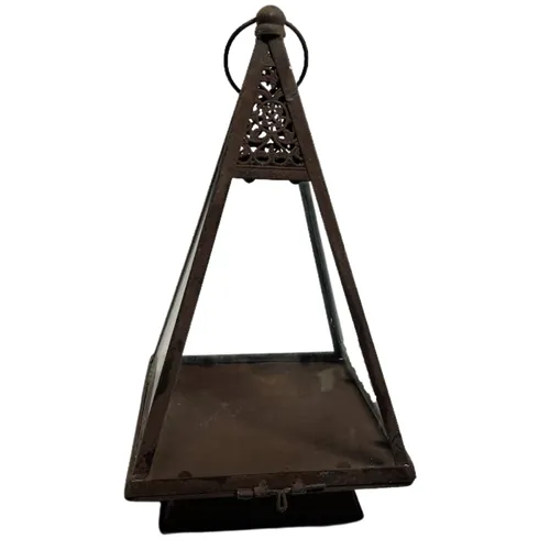 Triangle Lantern