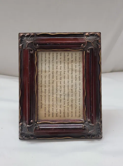 Red Wood & Gold Accent Frame 5