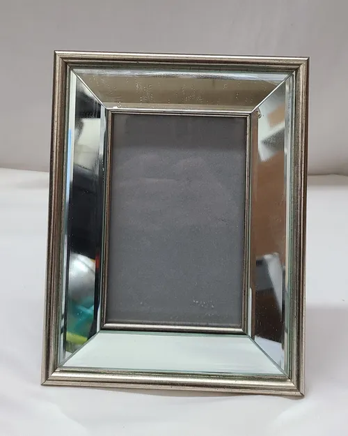 Silver & Mirror Frame 4