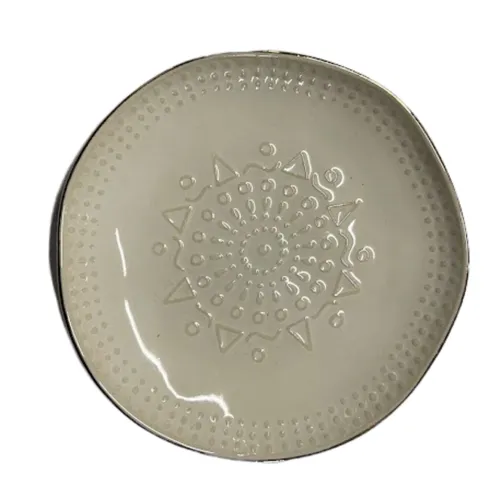 Detailed White Saucer