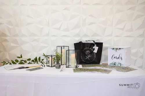 Black Frame Trio Square Hurricane