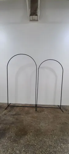  Black Metal Curve Duo Backdrop