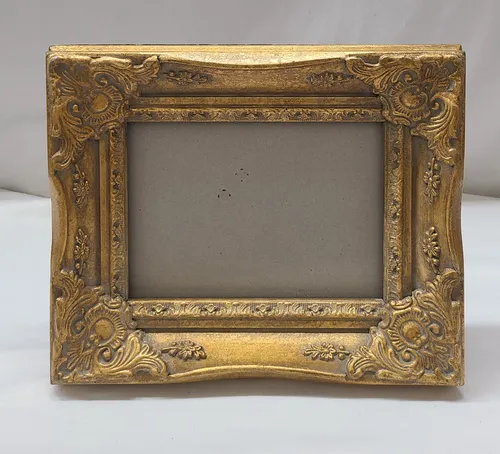 Small Ornate Gold Frame 7
