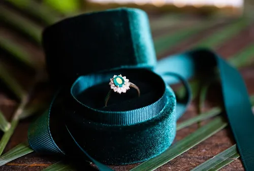 Green Velvet Ring Box