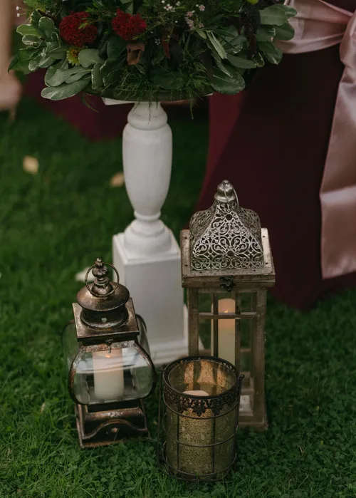 White Washed Floral Stand