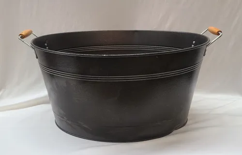 Black Metal Tubs